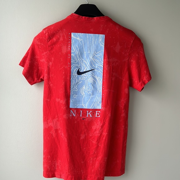 Nike short sleeve tee. Men’s small. - Picture 2 of 5
